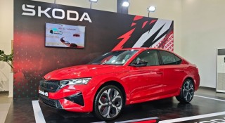 Sedan hiệu năng cao Skoda Octavia vRS có thể ra mắt Việt Nam ngay tháng này, giá tạm tính 1,5 tỷ đồng